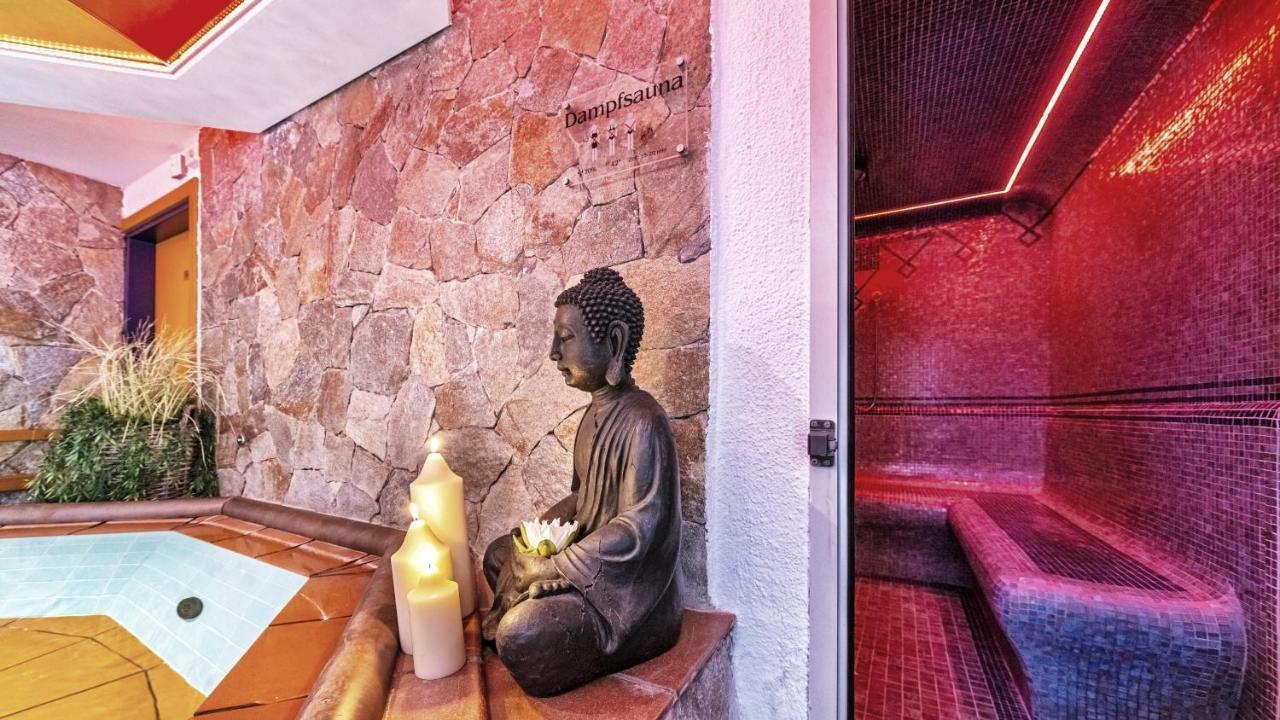 Hotel Brunnhofer Tirolo Esterno foto