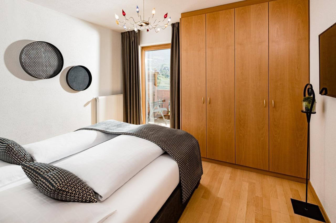 Hotel Brunnhofer Tirolo Esterno foto