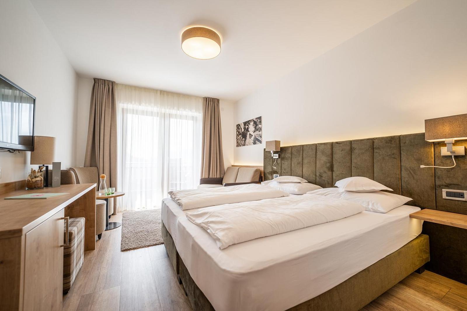 Hotel Brunnhofer Tirolo Esterno foto